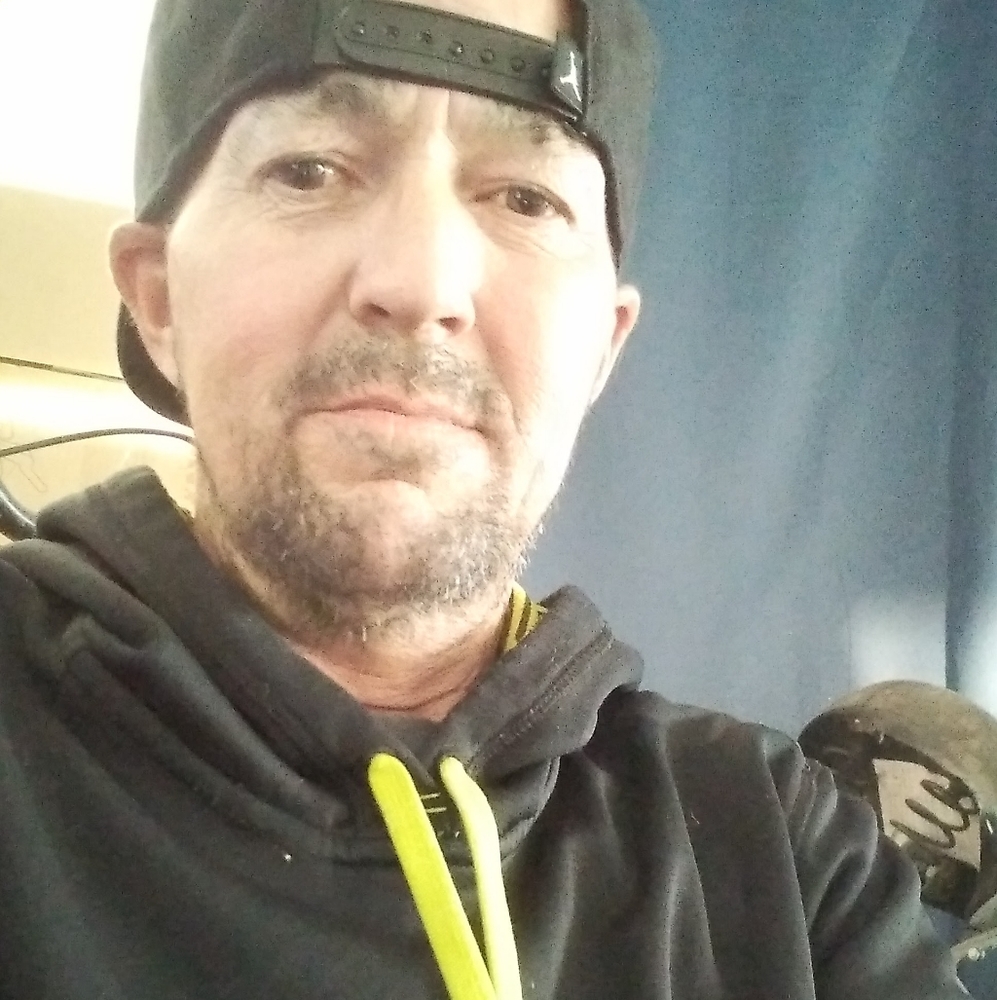 Meet your Posher, Ray